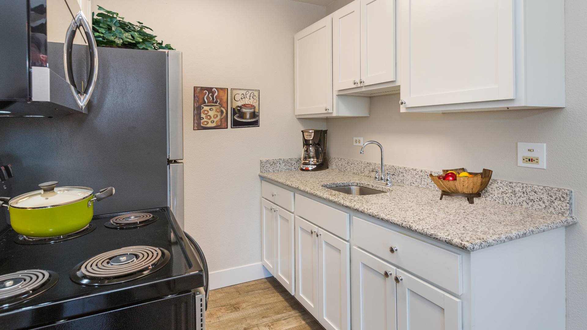 Mountain Manor Apartments Amenities