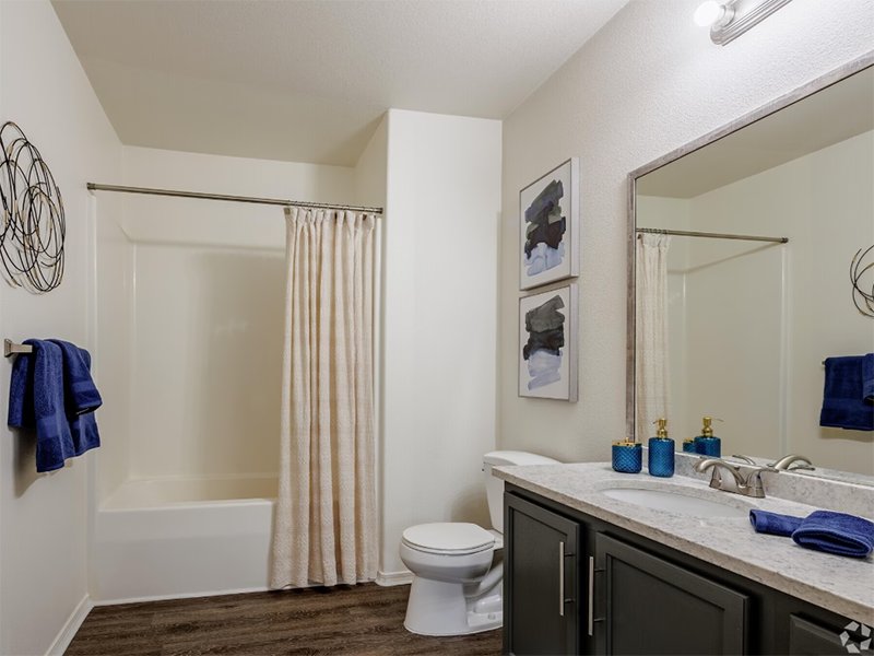 Bathroom | Sundance Apartments
