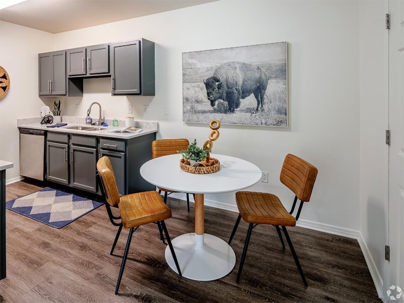 Dining Room | Sundance Apartments
