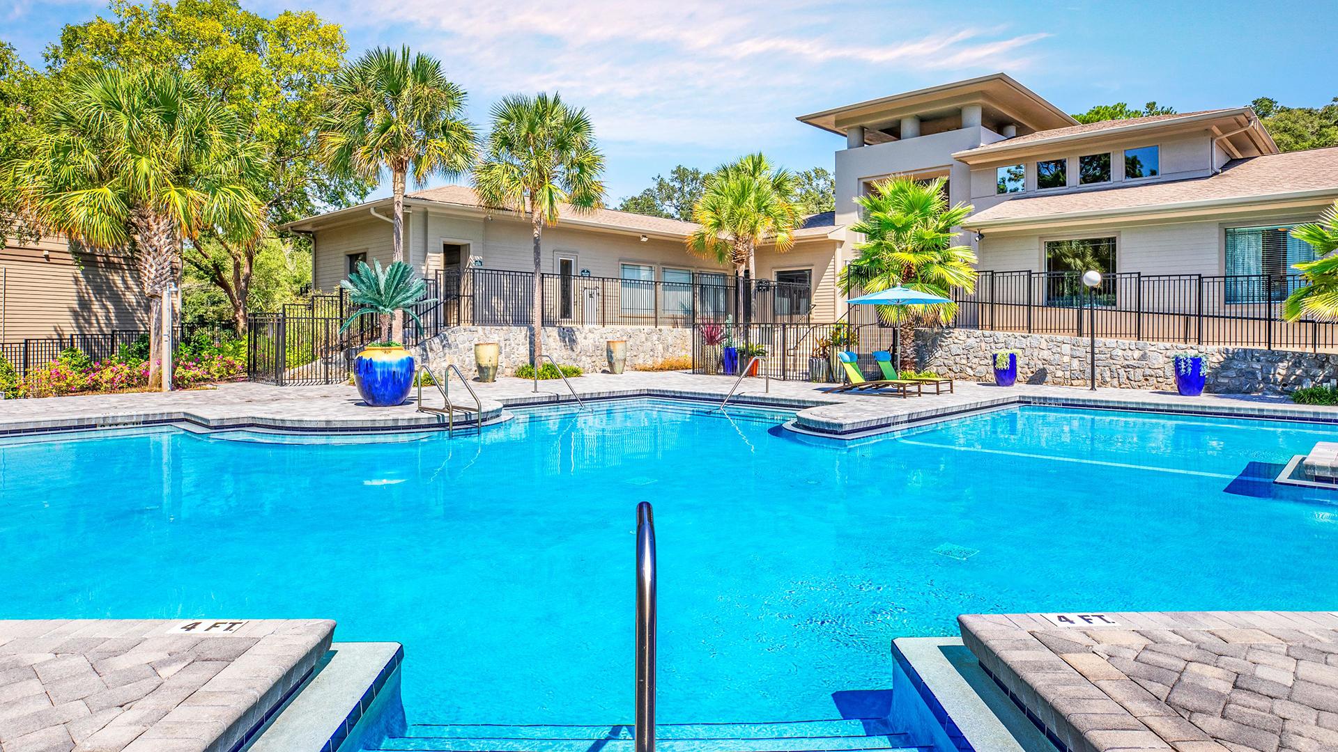 Welcome to Canyon Park Apartments at Tallahassee, Florida