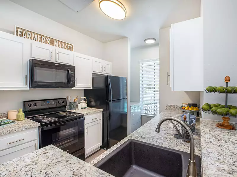 Fully Equipped Kitchen | Canyon Park