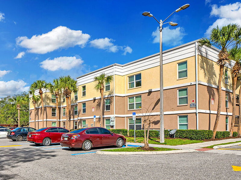 Exterior | Silver Oaks