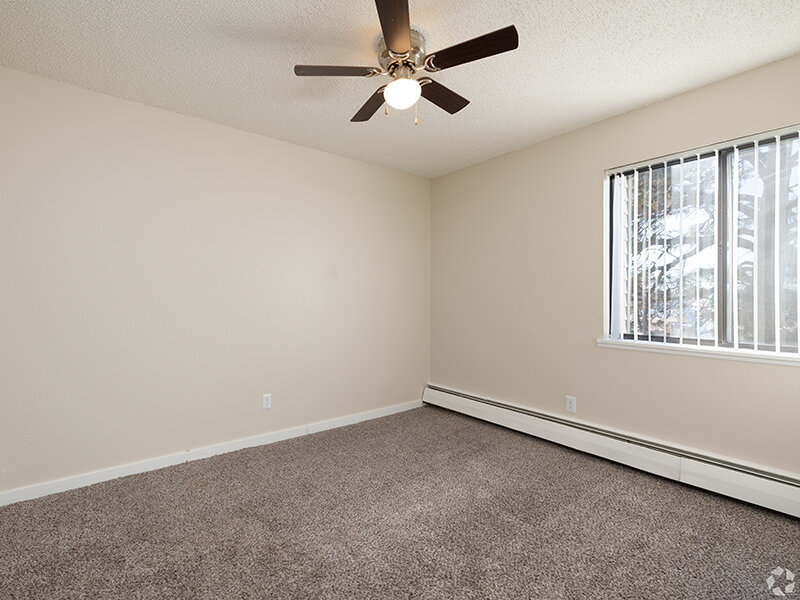 Master Bedroom | Airlan Arms