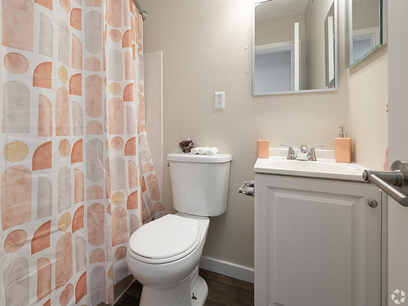 Beautiful Bathroom | Airlan Arms