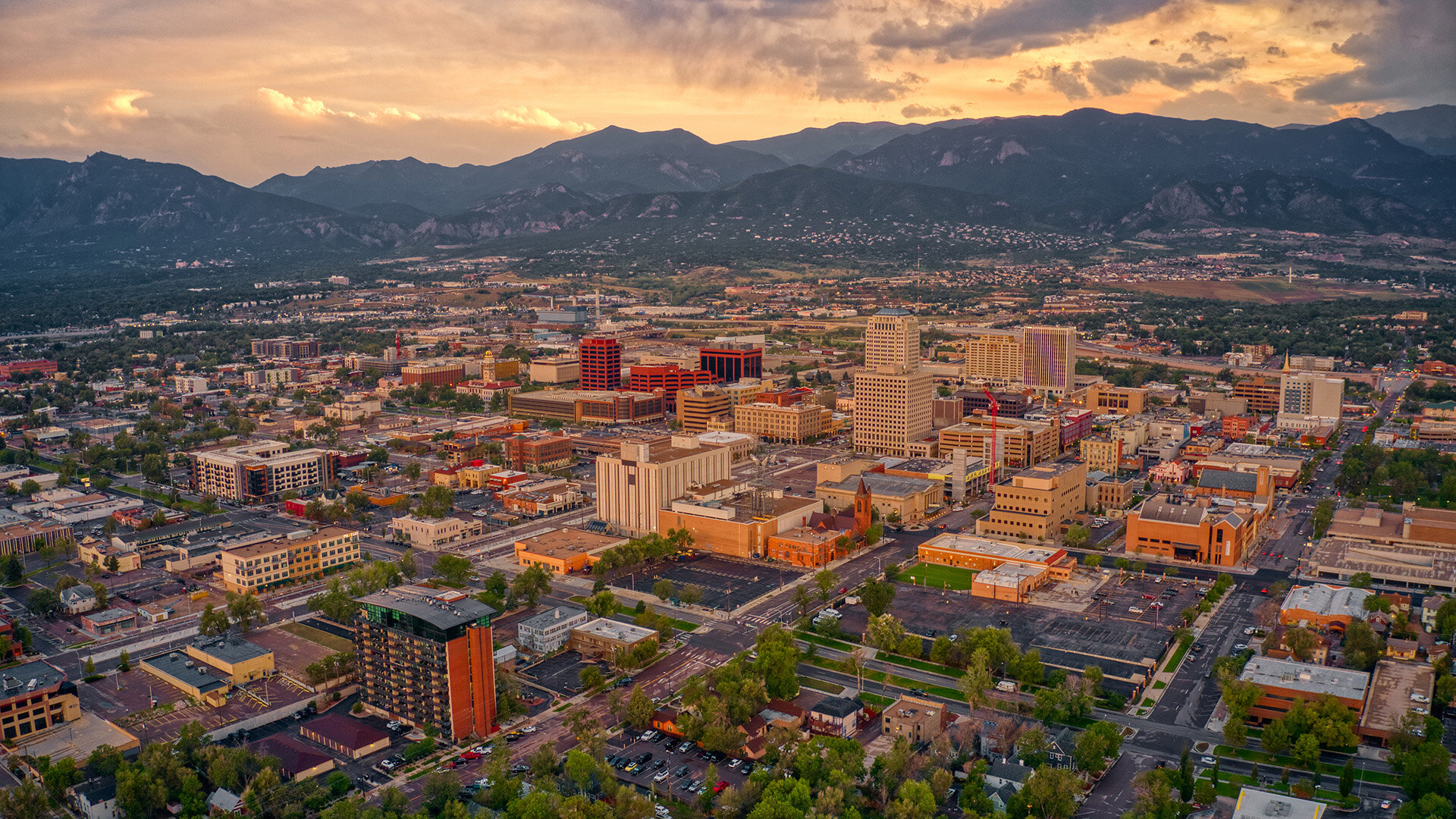 Airlan Arms Apartments in Colorado Springs, CO