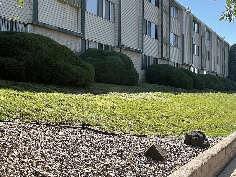 Airlan Arms Apartments in Colorado Springs