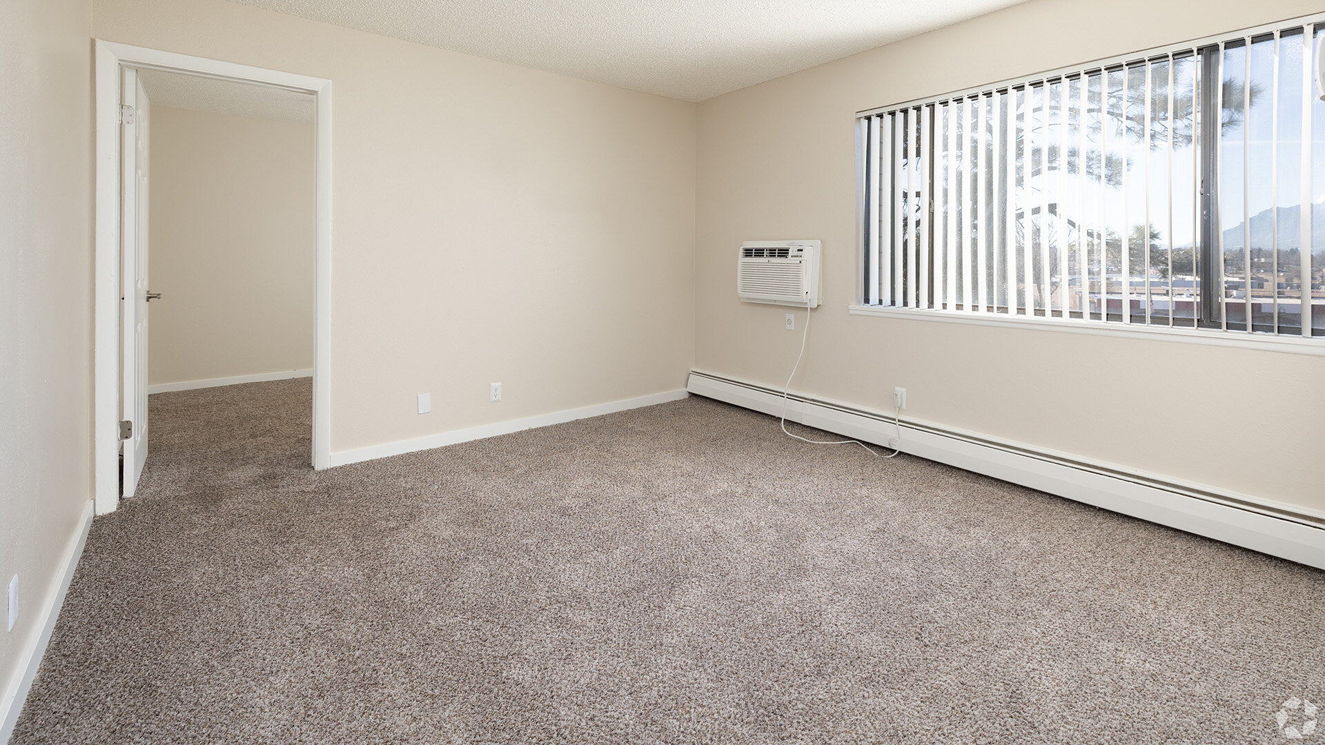 Airlan Arms Apartments Amenities