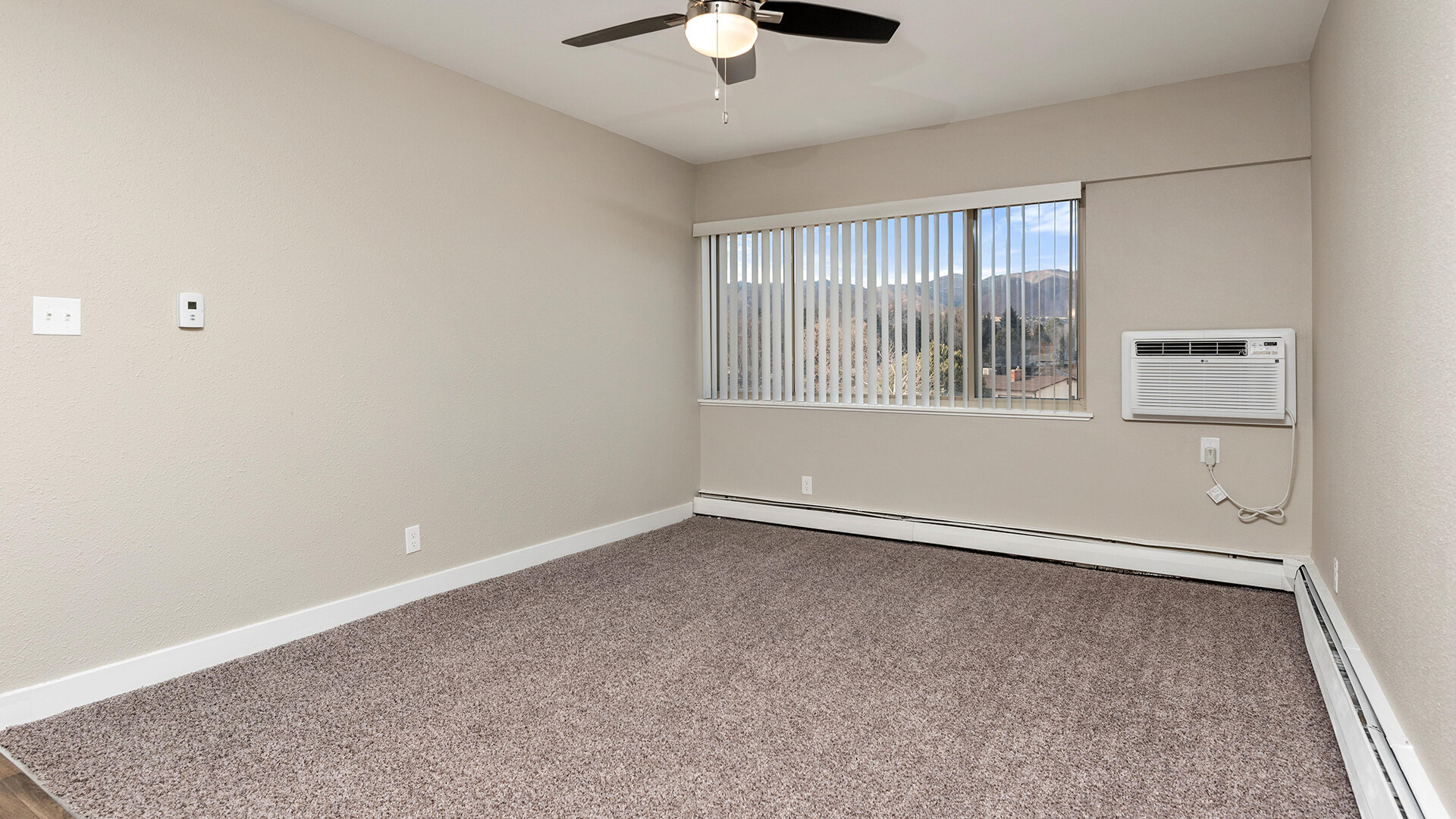 Chestnut Hills Apartments Amenities