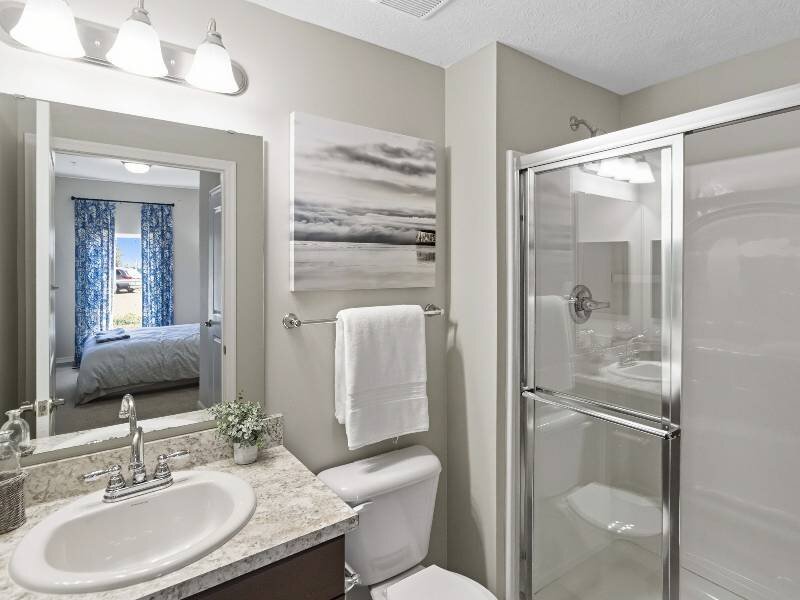 Bathroom | The Monarch on East Broad Apartments