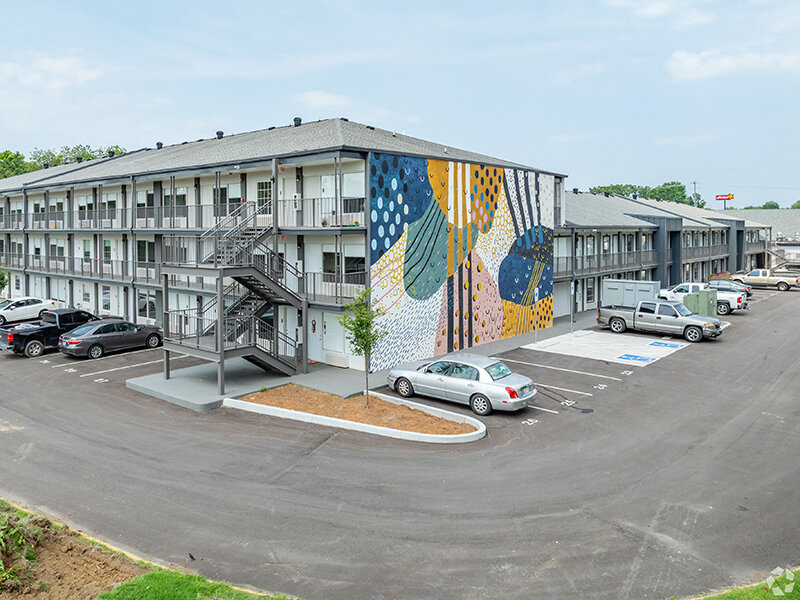 Exterior | Oslo Apartments in Hermitage, TN