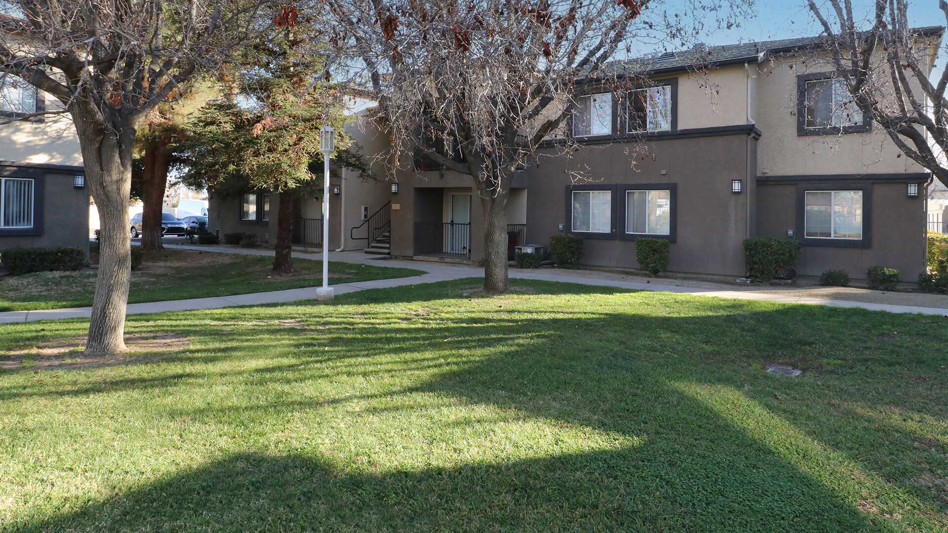 Sycamore Walk Apartments in Bakersfield, CA