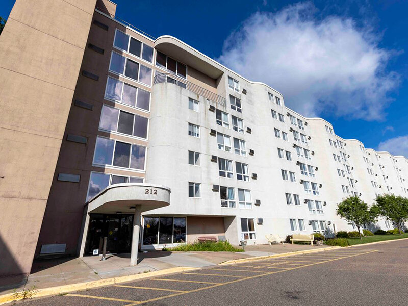 Exterior Building | Rivertown Commons