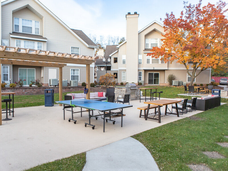 Outdoor Recreation | Vivo Living South Bend Apartments