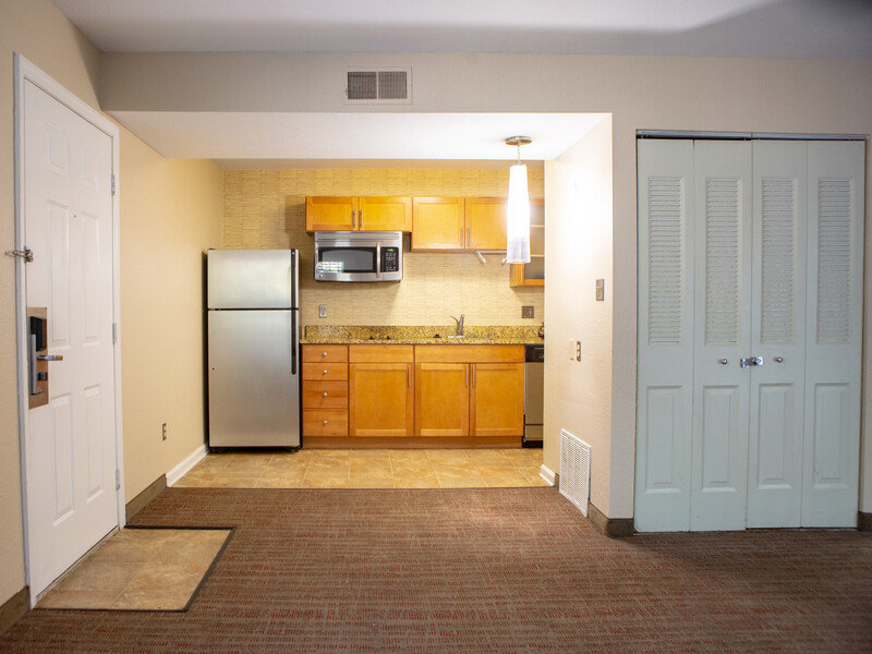 Apartment Kitchen | Vivo Living South Bend Apartments