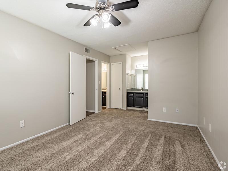 Luxury Room | Timber Pointe