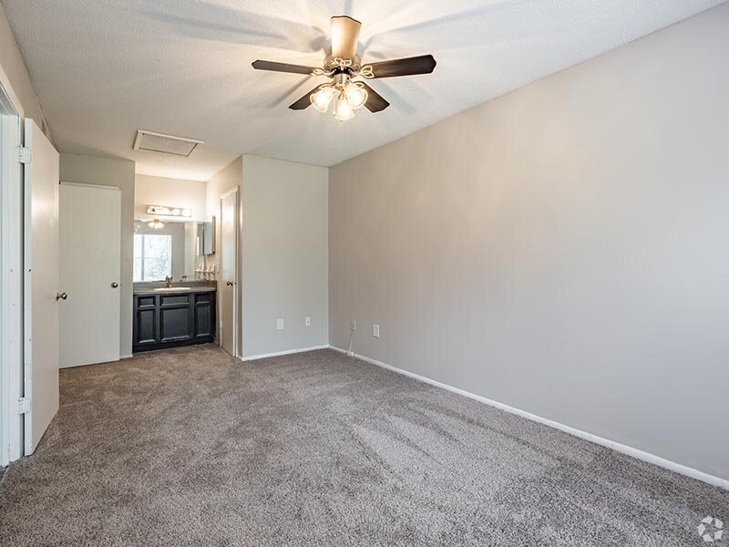 Master Bedroom | Timber Pointe
