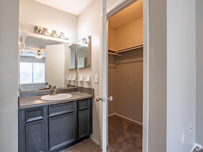 Bathroom | Timber Pointe