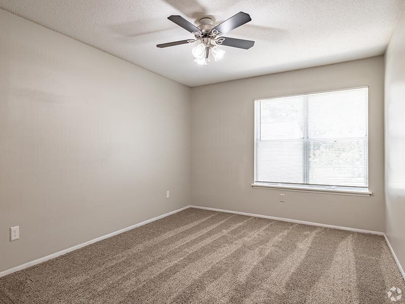 Large Bedroom | Timber Pointe