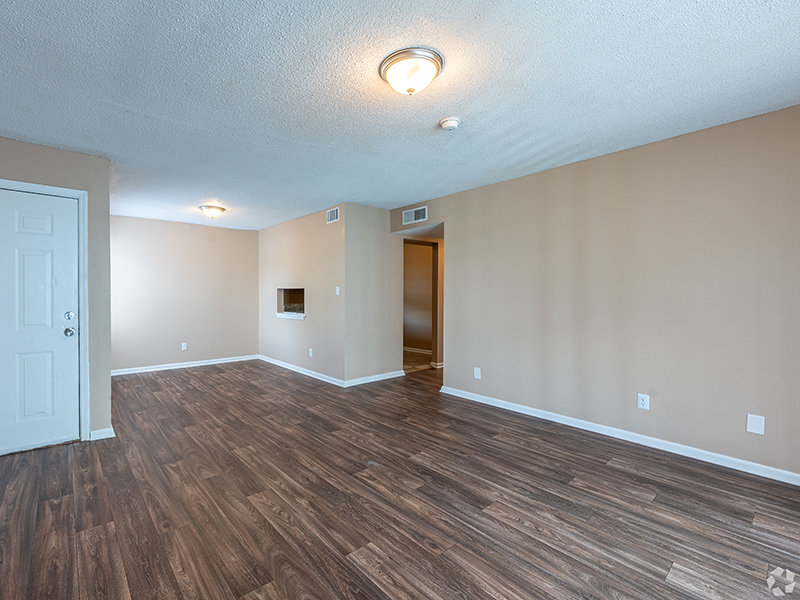 Living Room | The Regency Apartments