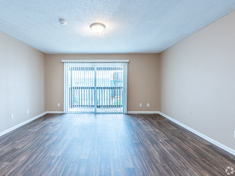 Front Room | The Regency Apartments