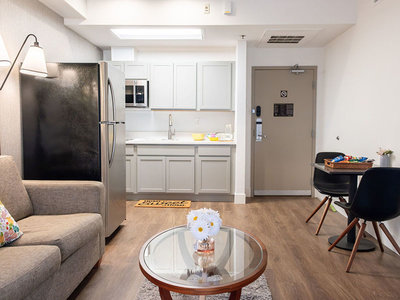 Spacious Kitchen | Sunrise Station