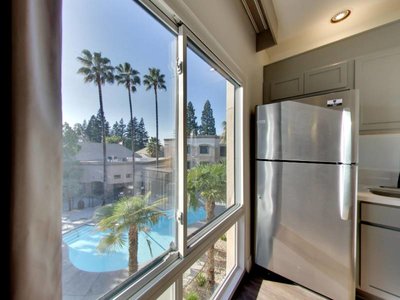 Stainless Appliances | Sunrise Station in Rancho Cordova