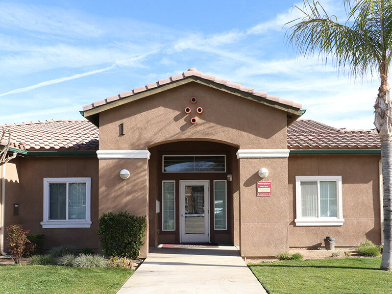 Leasing Office Entrance | Belmont Meadows