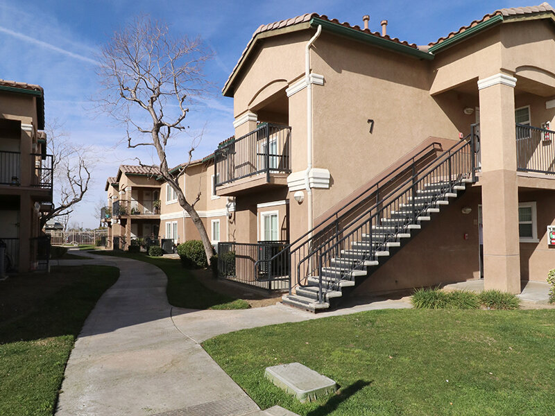 Apartment Building | Belmont Meadows