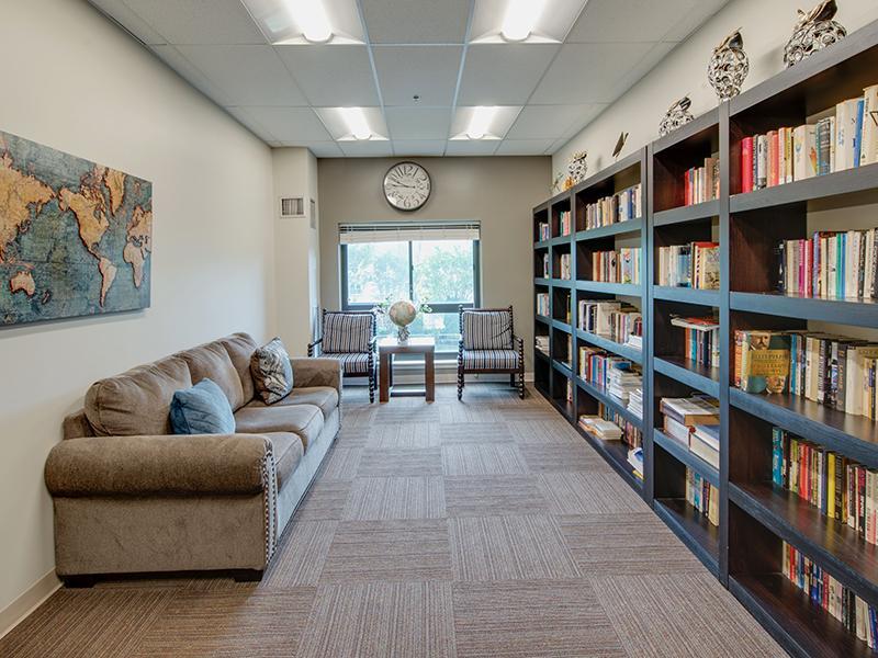 Library | Lakeview Apartments