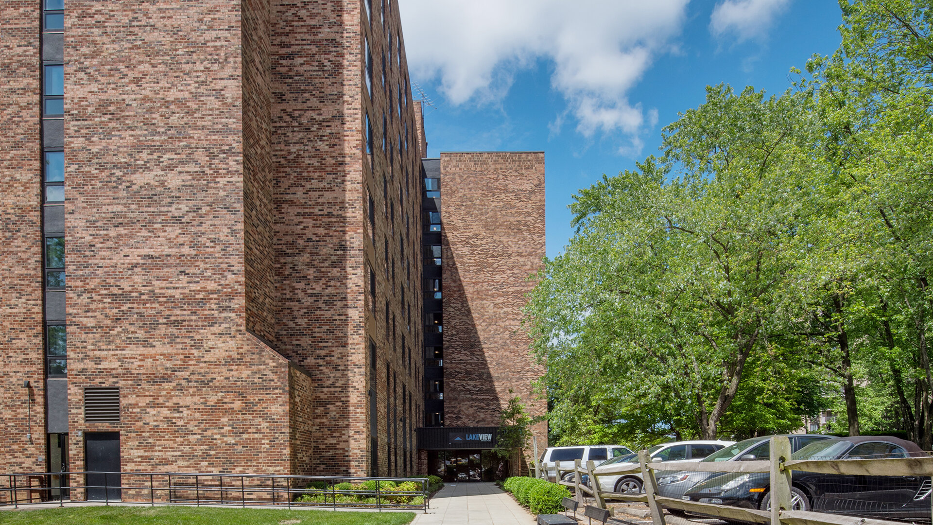 Lakeview Apartments in Bethesda, MD