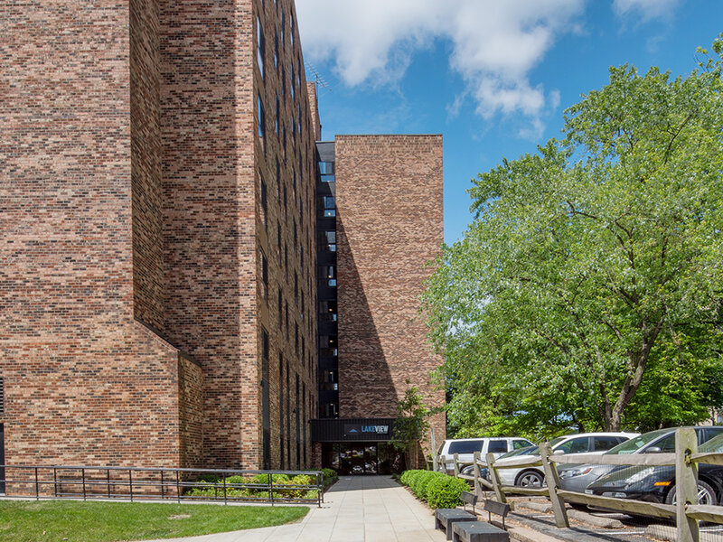 Lakeview Apartments in Bethesda