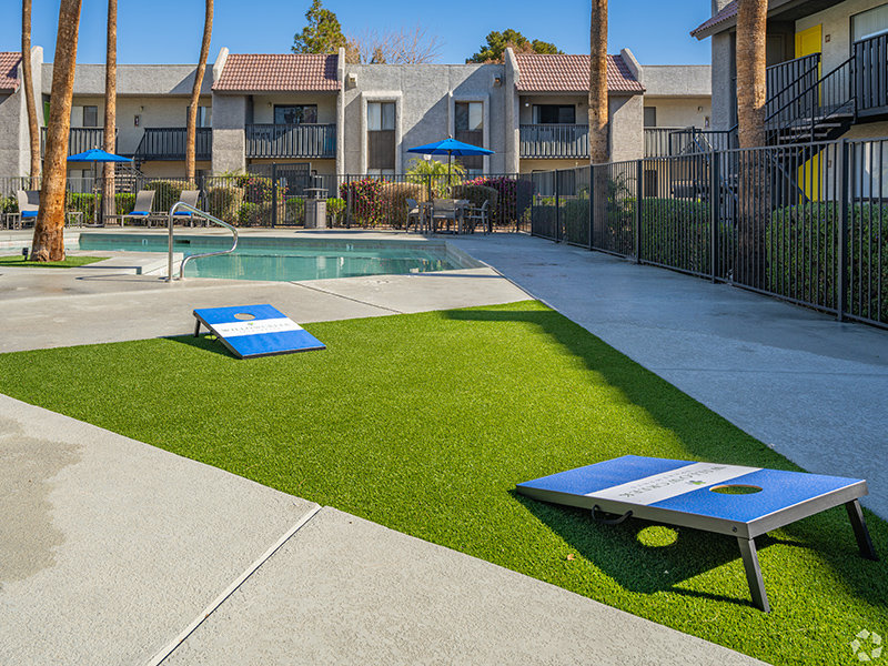 Pool | Willowcreek