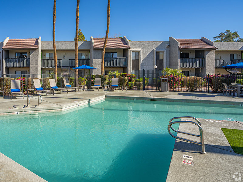 Luxury Pool | Willowcreek