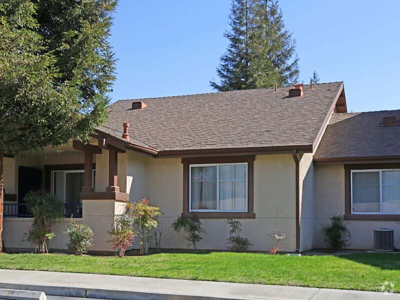 Exterior | The Village at Madera