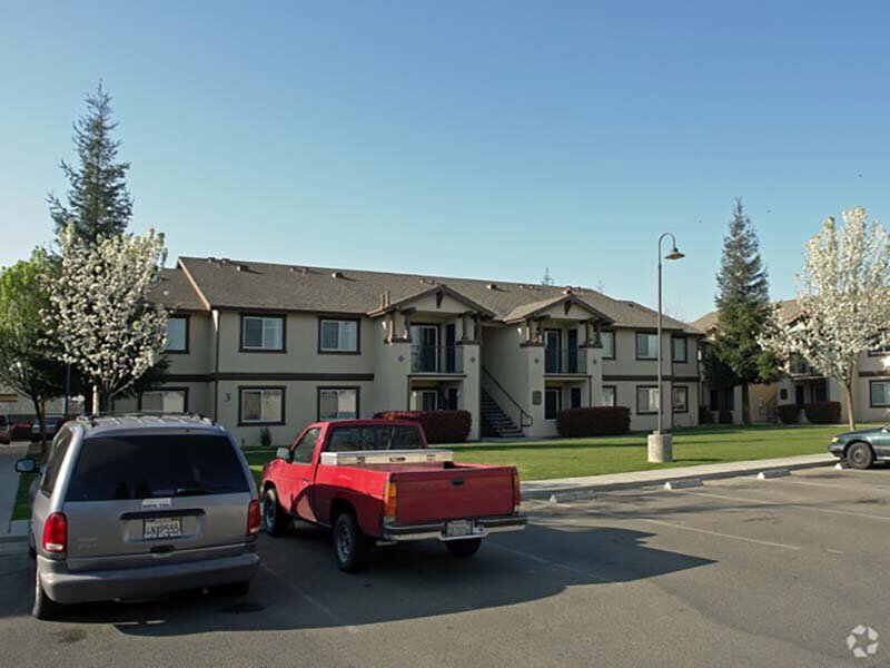 Apartments Near Me | The Village at Madera