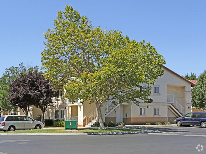 Exterior Complex | Sunnyside