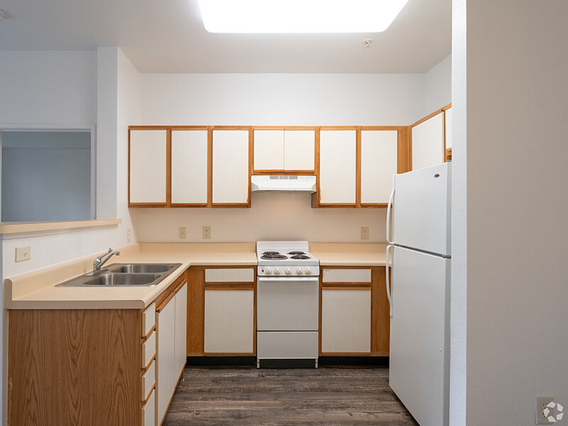 Fully Equipped Kitchen | Bay View Vista Senior Living