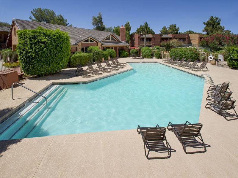 Tierra Del Sol Pool