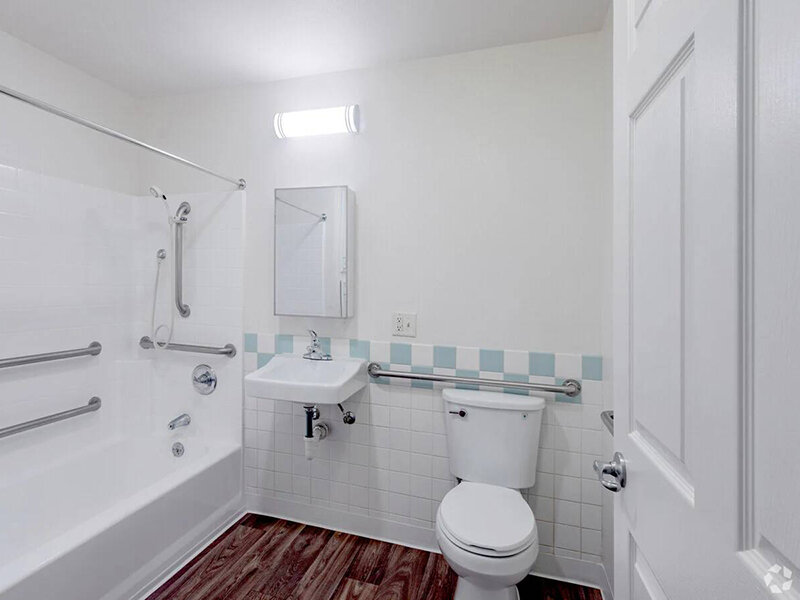 Bathroom | Summercrest Villas
