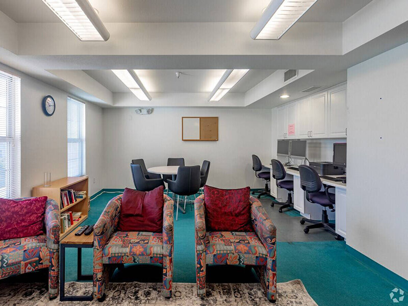 Computer Room | Summercrest Villas