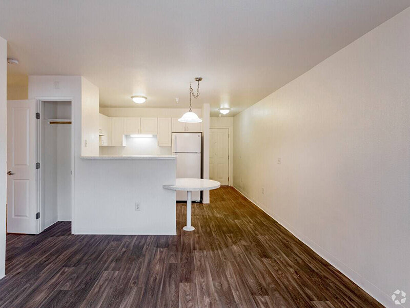 Renovated Living Room | Summercrest Villas