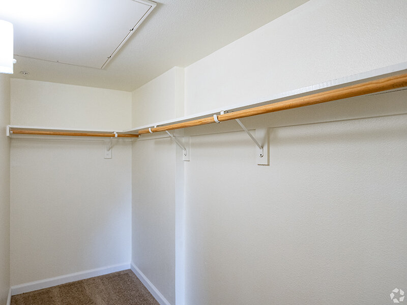 Interior Closet | Second Street Senior