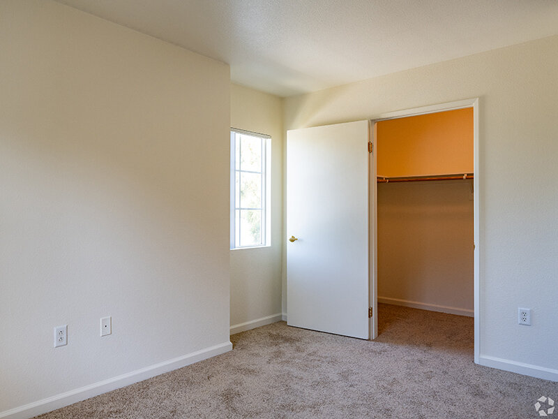 Closet | Second Street Senior