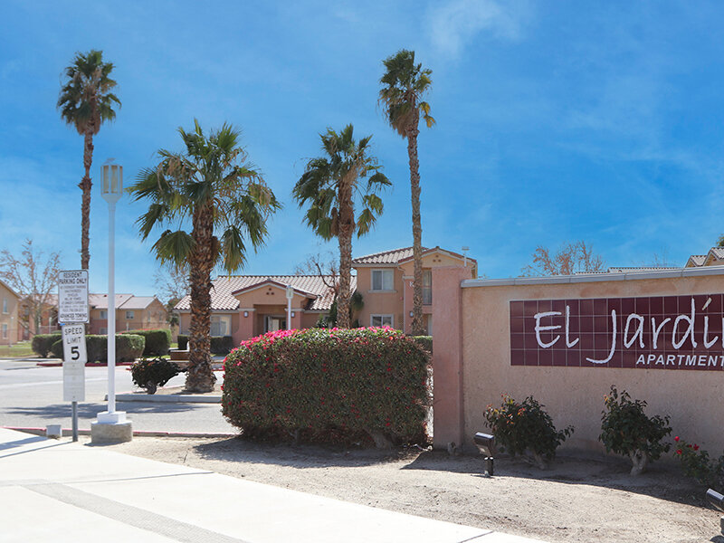 Sign | El Jardin
