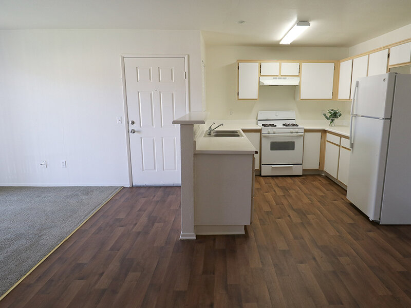 El Jardin Apartments