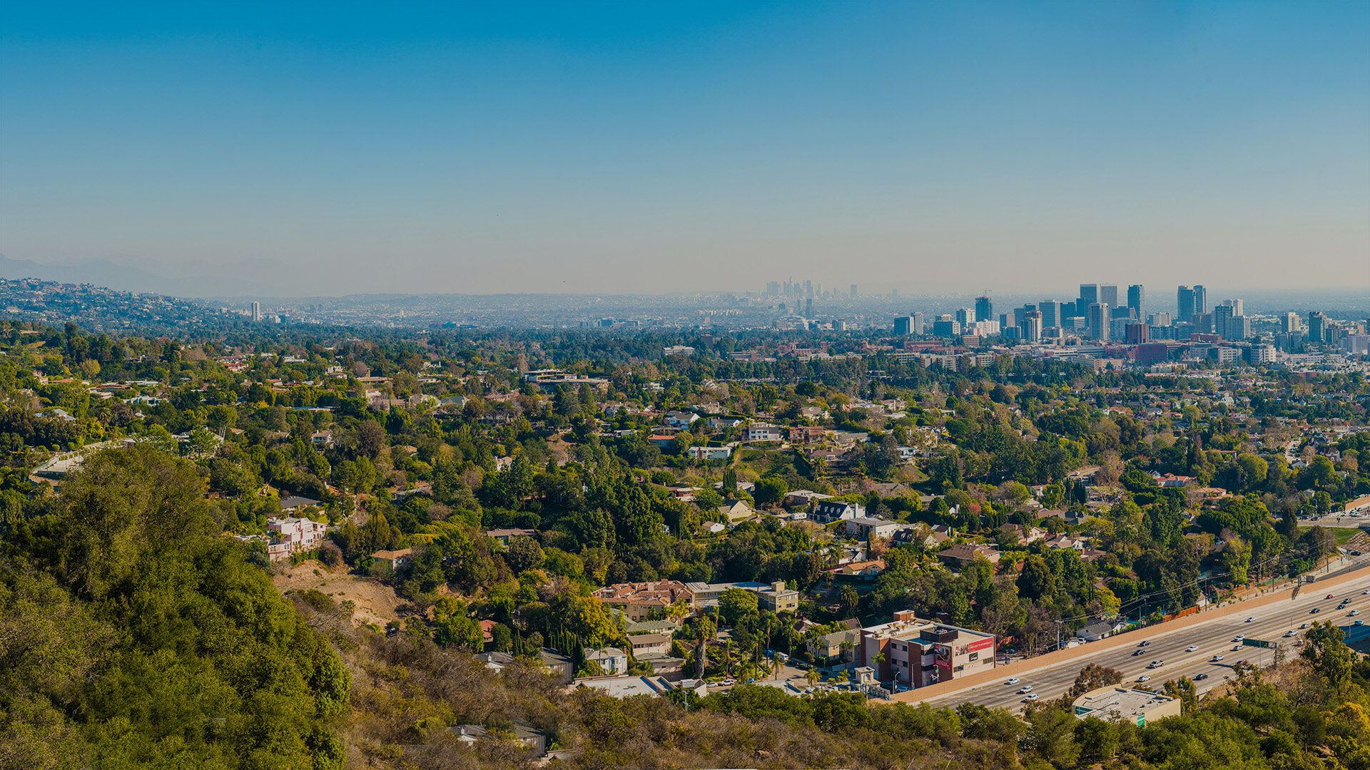 Rayen Park Apartments in Los Angeles, CA