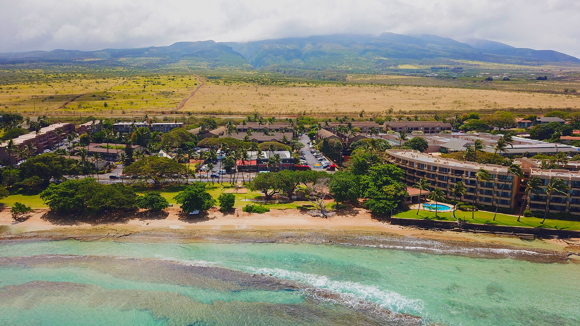 Sunset Terrace Apartments in Lahaina, HI