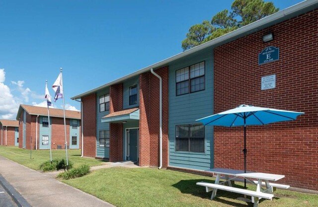 Autumn Trace Apartments in Pascagoula, MS