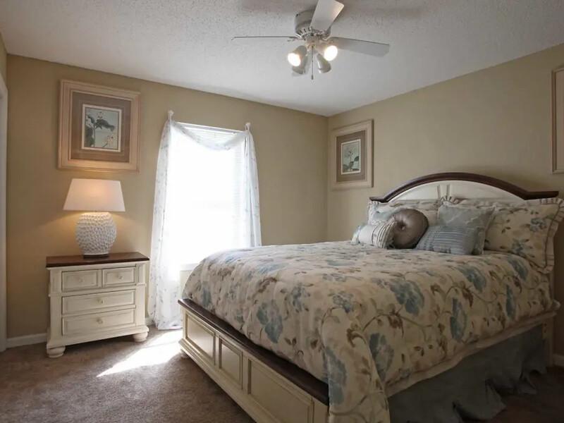 Bedroom | Autumn Trace Apartments in Pascagoula, MS