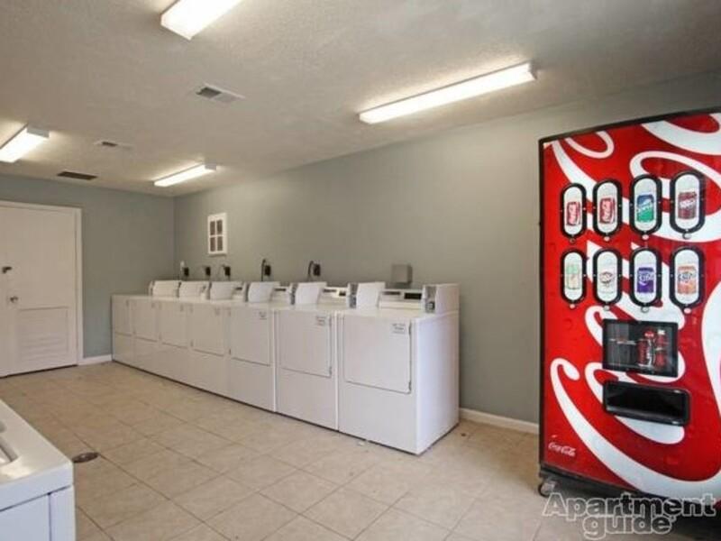 Laundry Facilities | Autumn Trace Apartments in Pascagoula, MS
